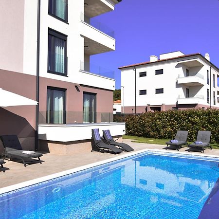 Luxury Apartment Faro With Sea View And Swimming Pool Premantura Exterior foto