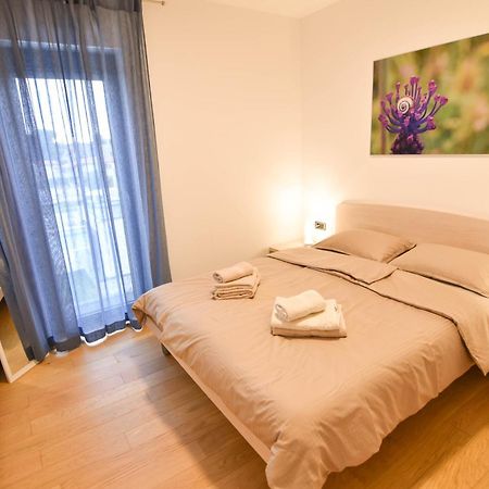 Luxury Apartment Faro With Sea View And Swimming Pool Premantura Exterior foto