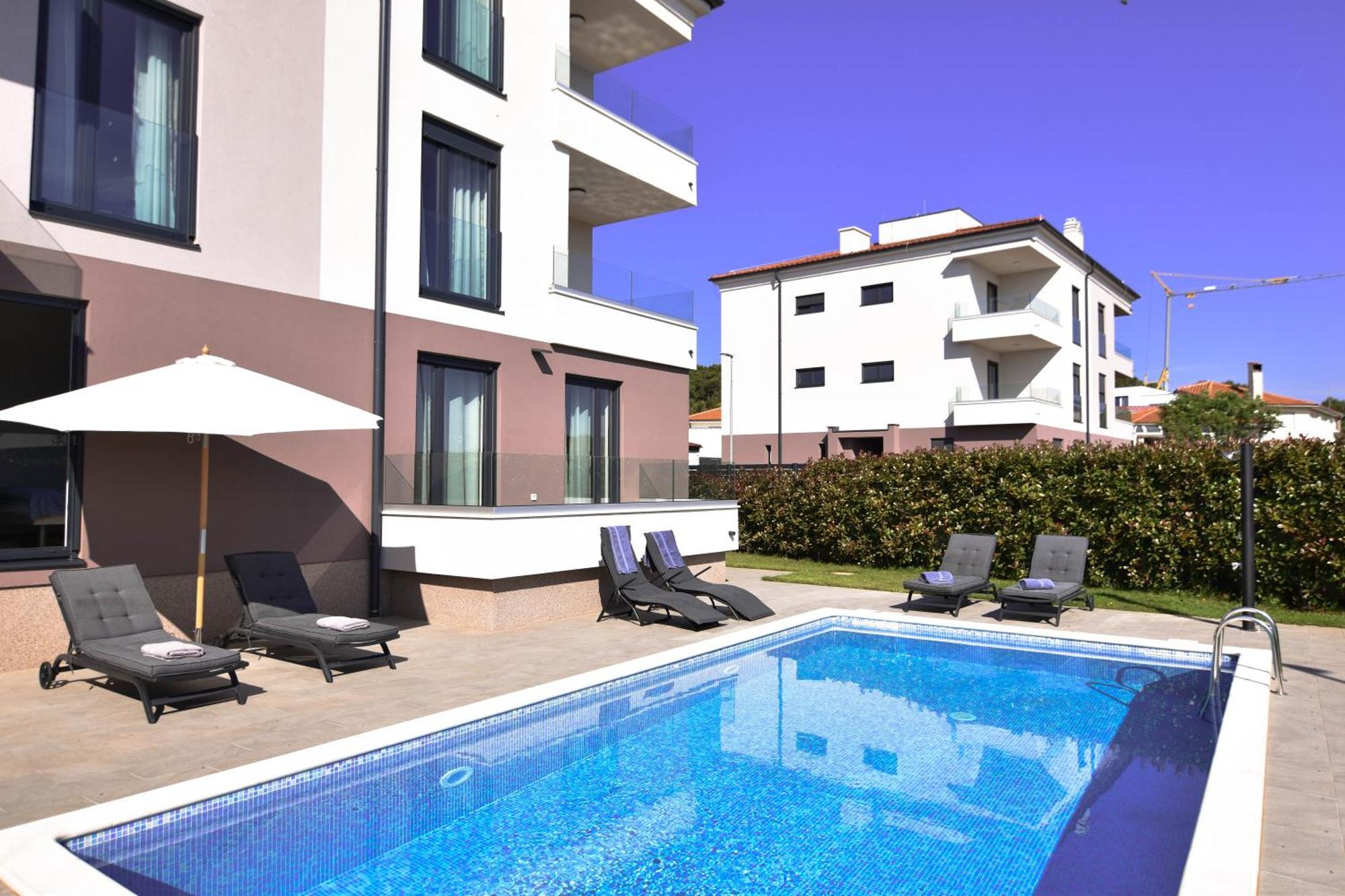 Luxury Apartment Faro With Sea View And Swimming Pool Premantura Exterior foto